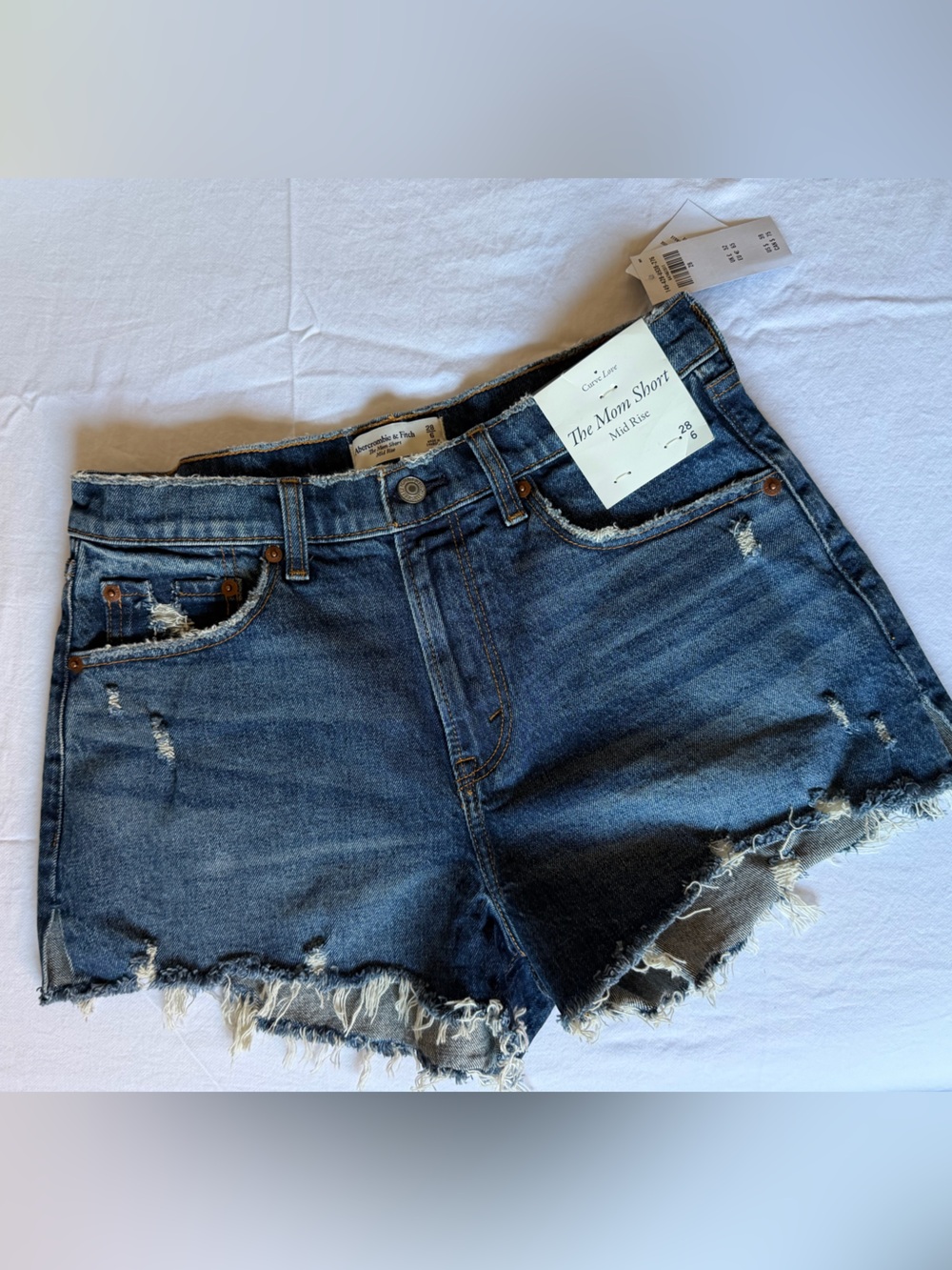 Abercrombie & Fitch “Curve Love” The Mom Short, Mid Rise